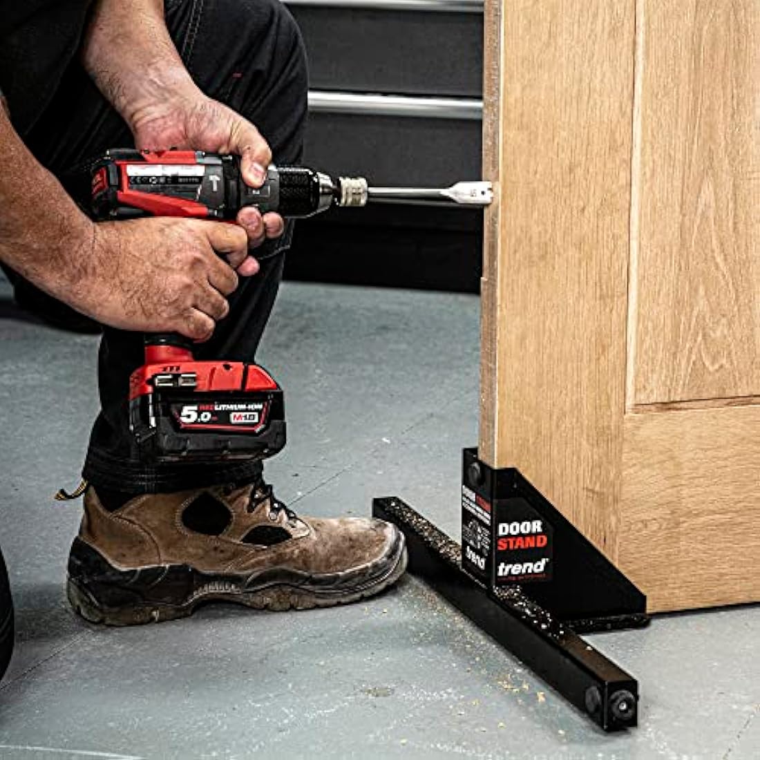 Trend Door Stand Carpentry Tool for Hinge & Door Installation, 32 - 55mm Thickness, D/STAND/A