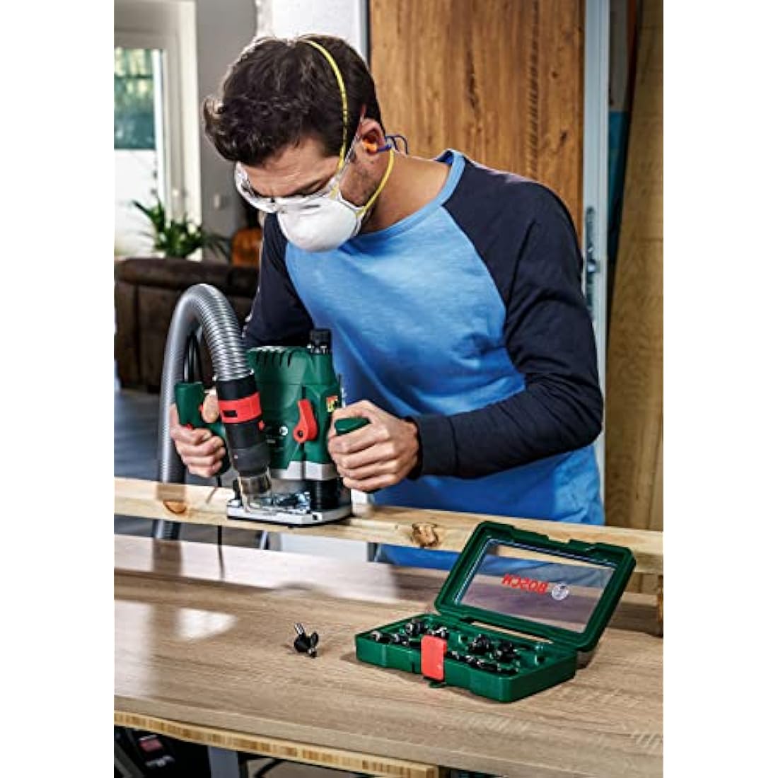 Bosch 2607019468 15-Piece Carbide Router Bit Set (for Wood, 1/4-Inch Shank, Accessories for Routers), Silver/Black