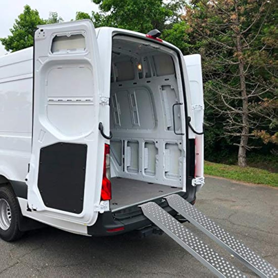 VOUNOT Loading Ramps, 2 Steel Ramps Heavy Duty for Van, Lawnmower, ATV, Quad Motorcycle, 400 kg Max Loading, 135 x 23 cm