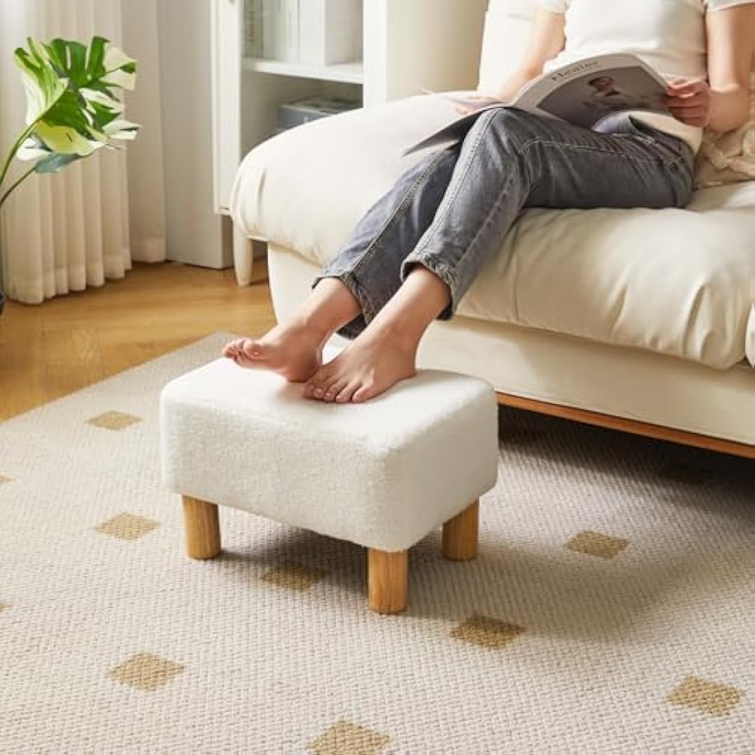 YMYNY Footstool, Rectangle Pouf Ottoman with Stable Wooden Legs, for Couch, Desk, Modern Teddy fleece Material Soft Padded Seat, Change Shoes Stool for Living Room, Bedroom, 40×29×25CM White HBD030W