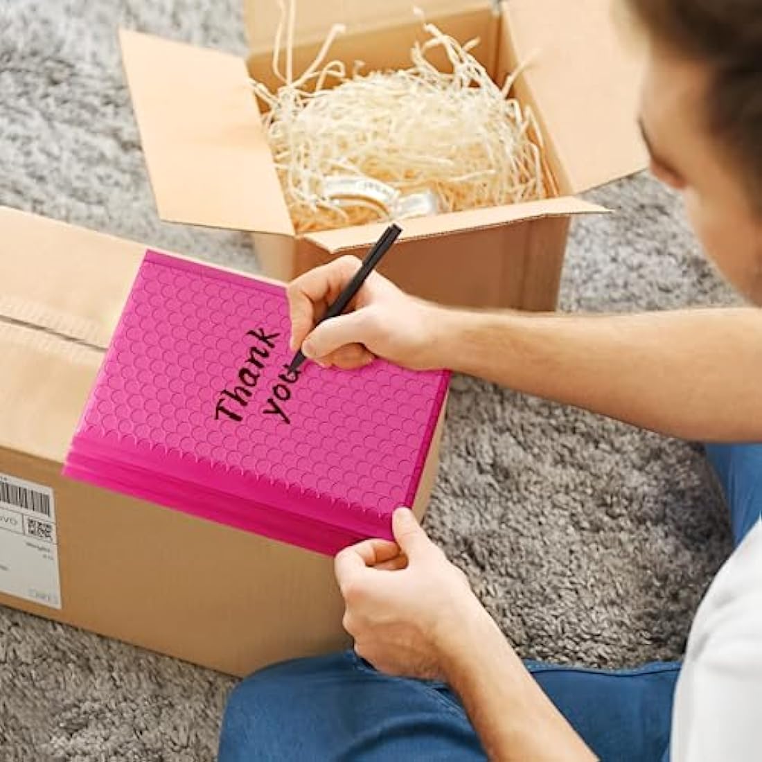 Switory 100pcs Padded Envelopes Pink Bubble Mailers A5 Mailer Bags 6x10In Bubble Envelopes Lined Poly Mailer Self-Seal for Packaging 15.3cmx22.9cm