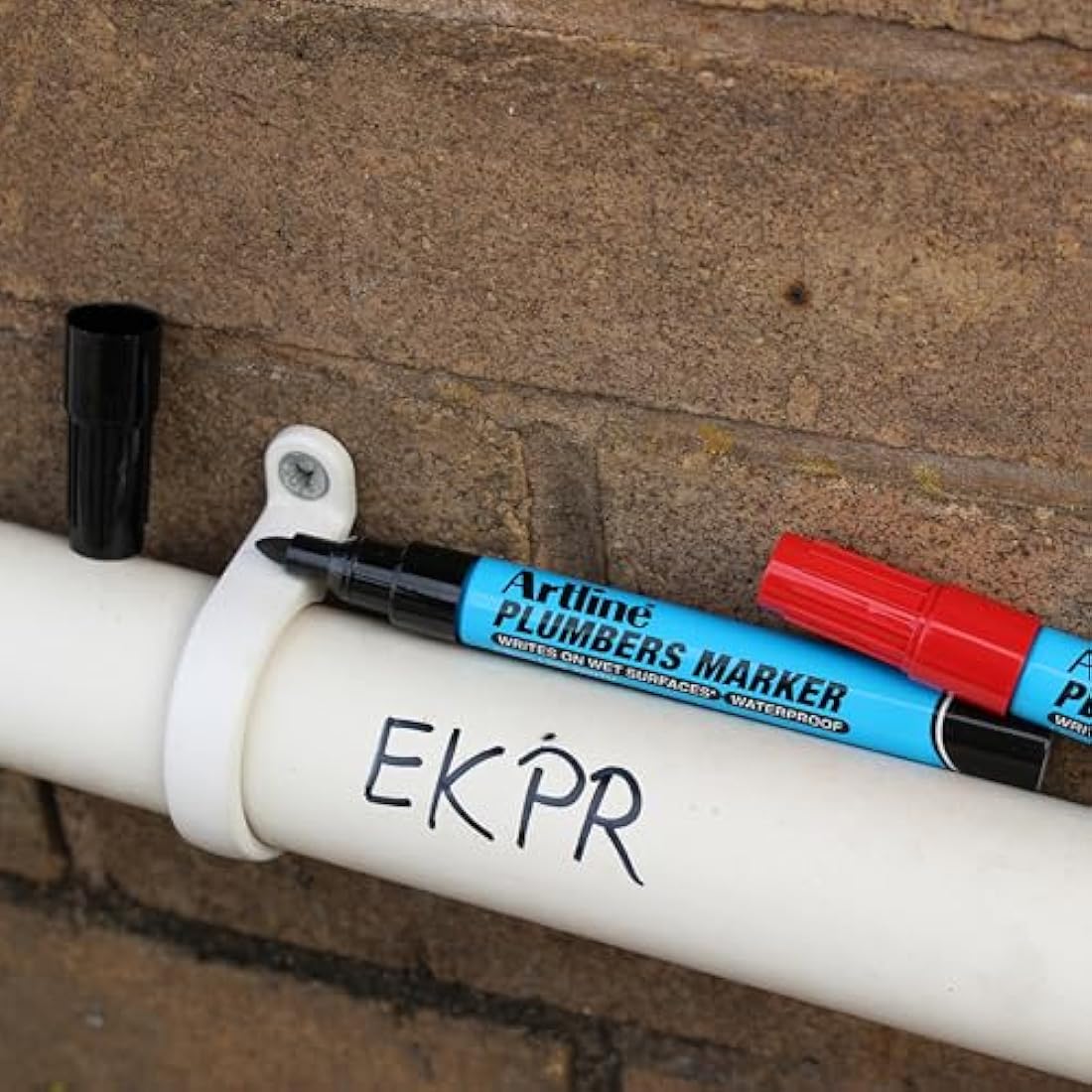 Artline Plumbers Permanent Markers | Professional Series | For Use On Wet Surfaces | Waterproof | EKPR-PLM | 1.5mm Bullet Tip | Pack of 12 | Black