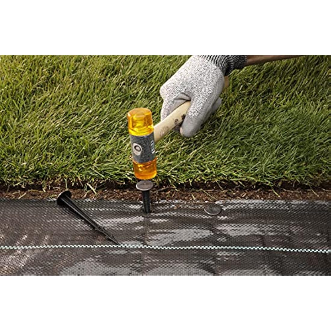 GardenMate 1m x 50m roll woven weed control fabric - UV stabilised 100gsm landscape ground cover membrane