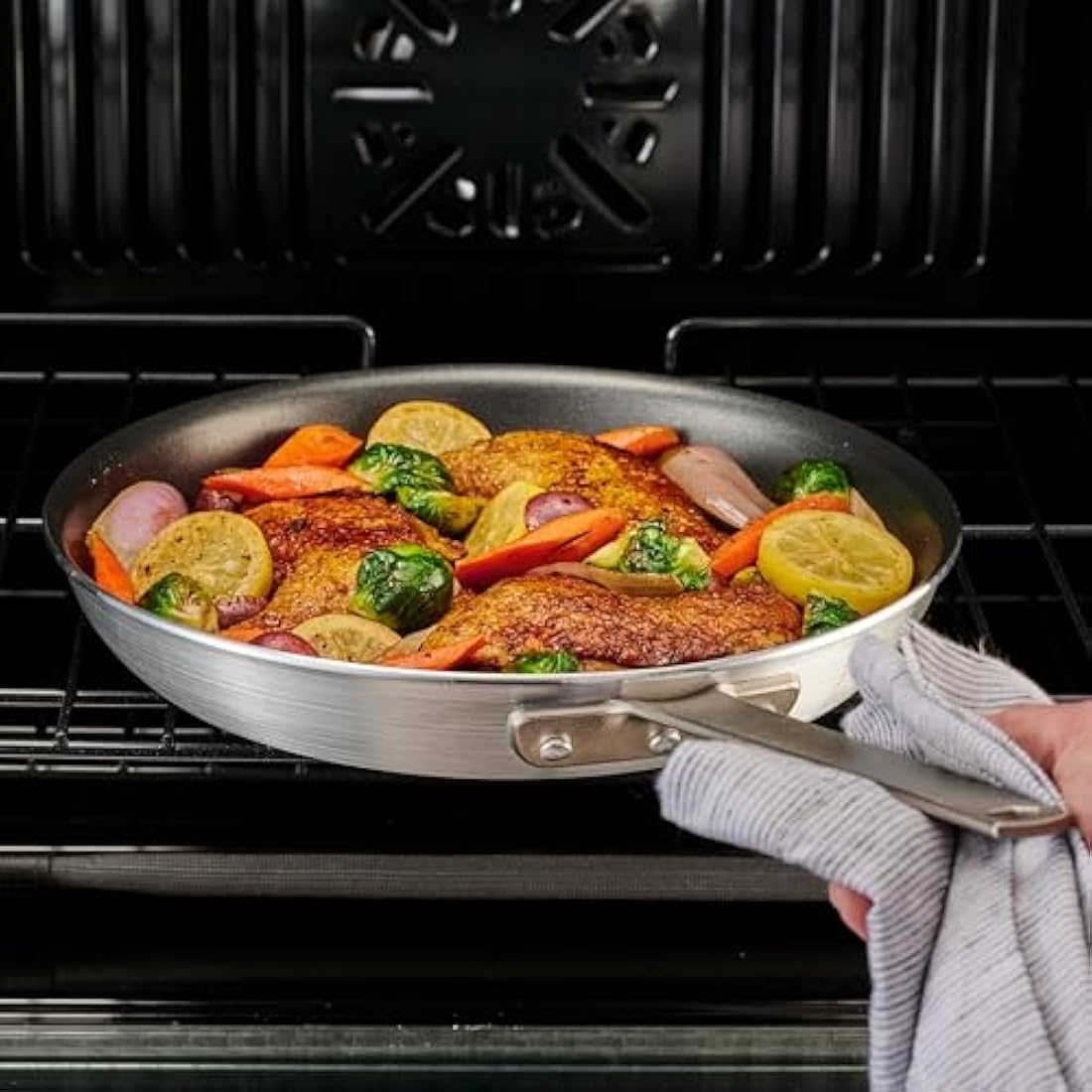 Tramontina Non-Stick Frying Pan with Red Removable Silicone Handle for Electric, Gas and Ceramic Glass Hobs, ‎Aluminium Cookware, Kitchen, 25 cm, 1.9 Litre, 27803601
