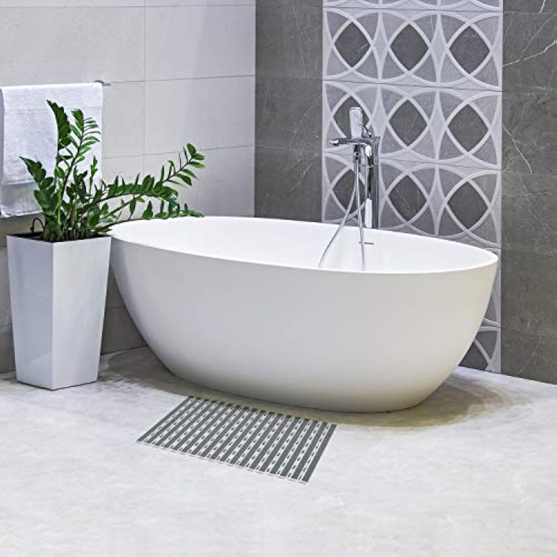 Tatkraft Bond Non-Slip Bath Mat, 62x40cm (24.4x15.7in), Fast Drying, Inside Shower/Bathtub Mat, Bathroom Floor Antislip Mat, PP frame and PVC anti-slip surface, 126 Strong Suctions Cups, Anti Mould