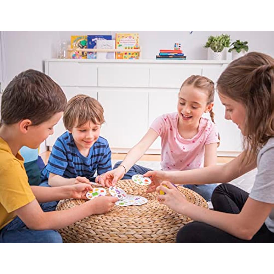 Asmodee | Dobble | Kids Card Game | Ages 6+ | 2-8 Players | 15 Minutes Playing Time