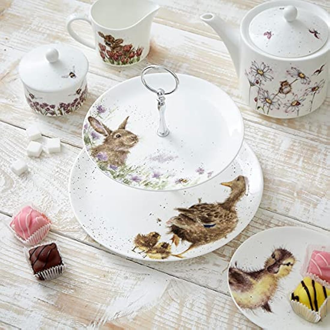 Portmeirion Home & Gifts Wrendale 2 Tiered Cake Stand, Multicolour (WN4375-XG)