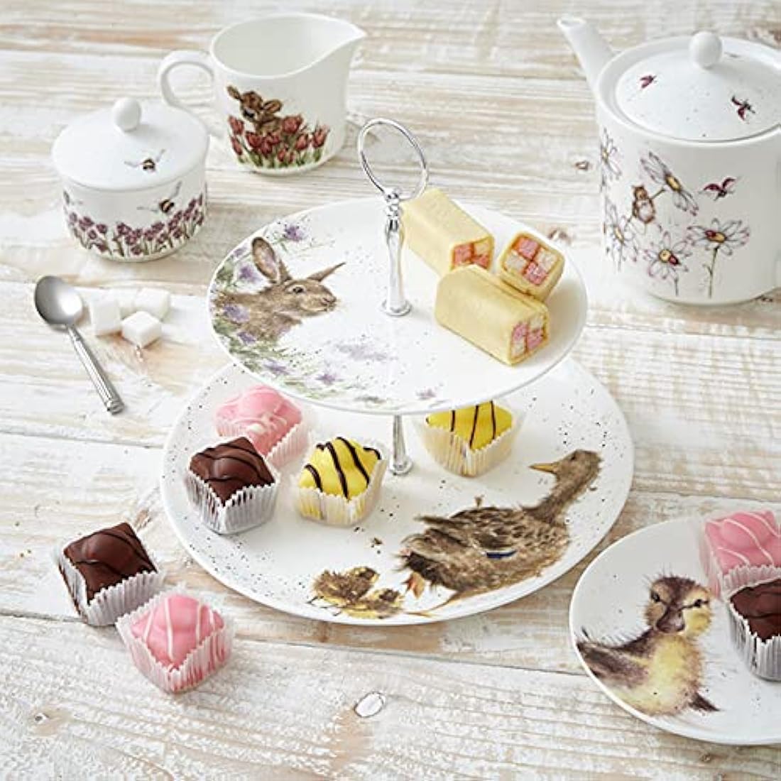 Portmeirion Home & Gifts Wrendale 2 Tiered Cake Stand, Multicolour (WN4375-XG)