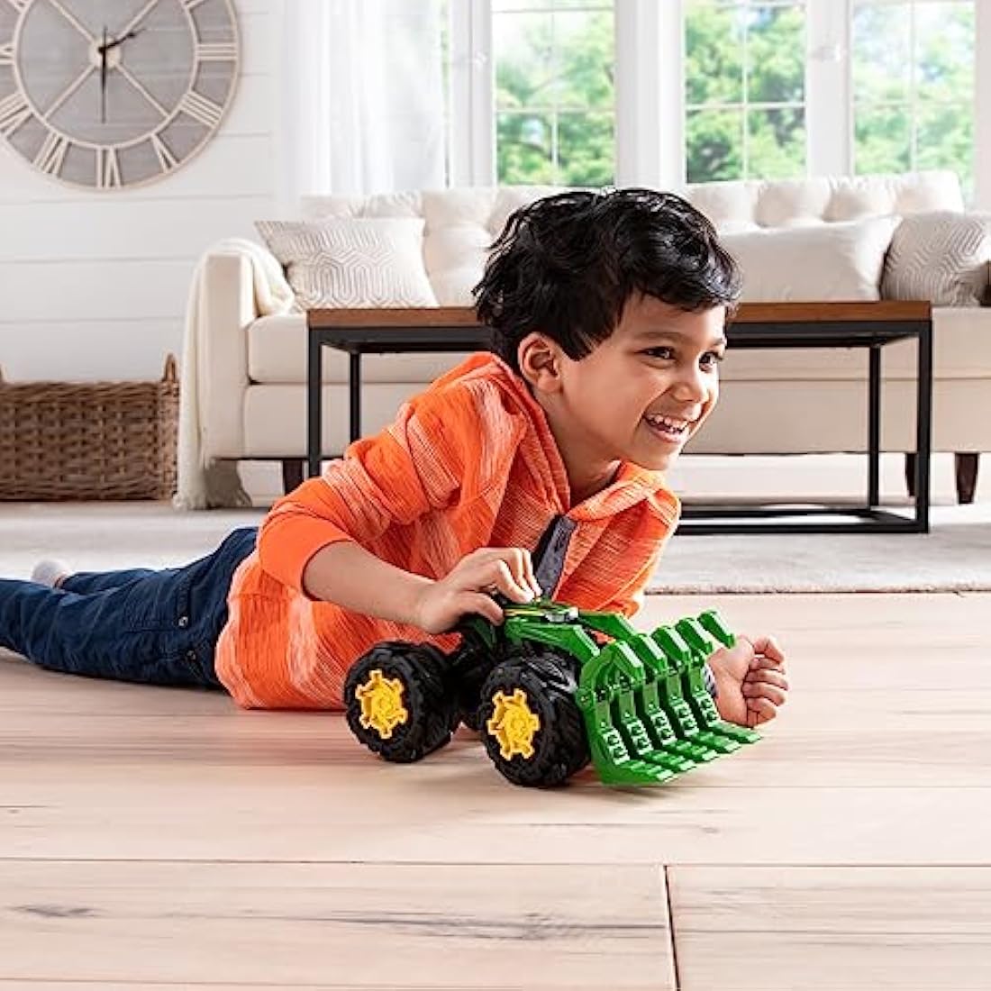 John Deere Kids 736 47327 EA Rev Up Tractor, red