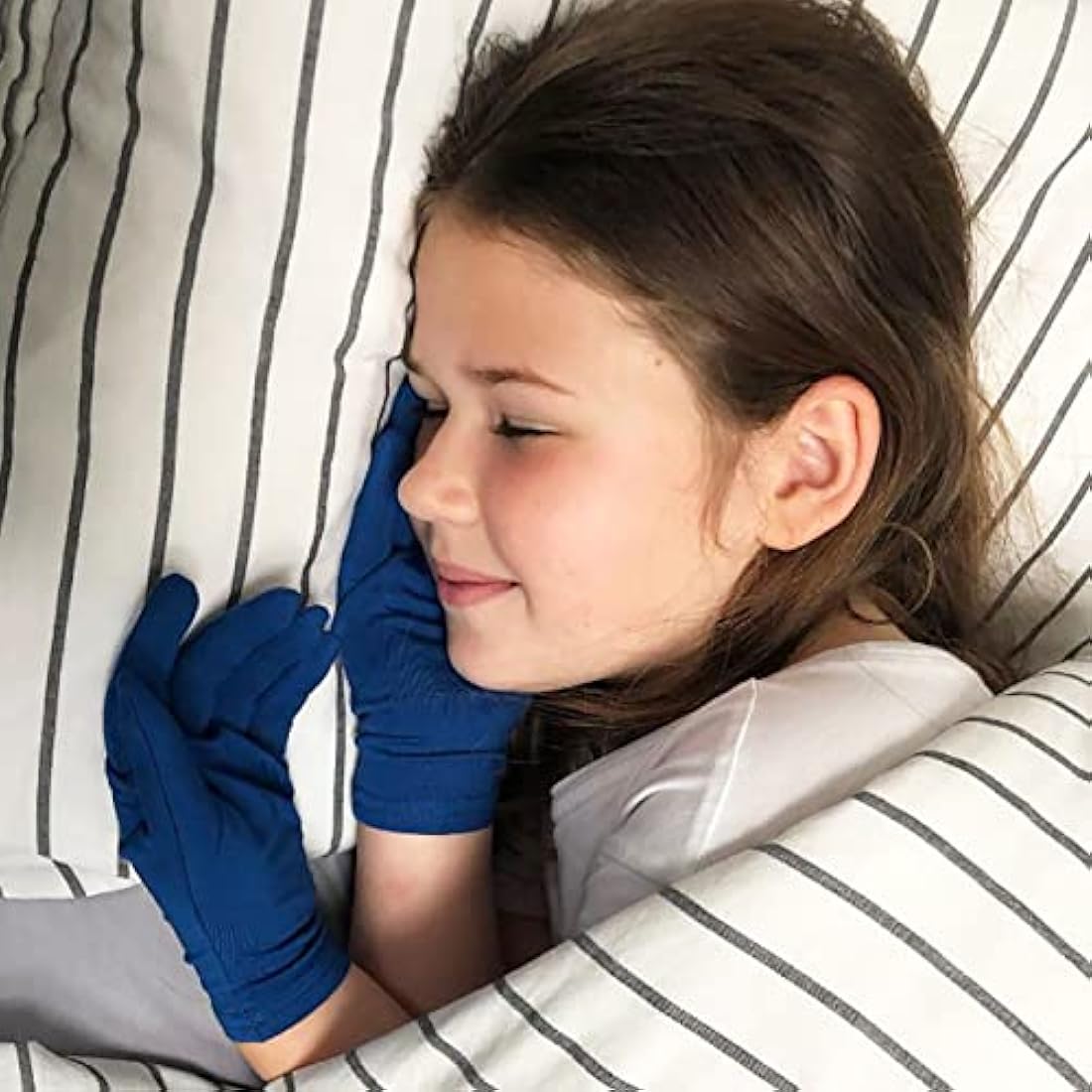 Bamboo Gloves for Eczema, Kids Age 6-8, Dry Hands, Moisturising Gloves for Children Overnight, 3 Pairs