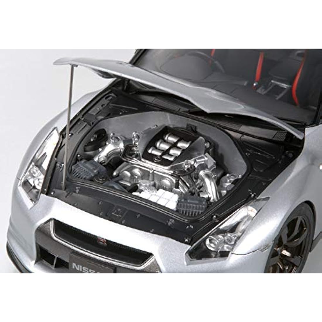 TAMIYA 300024300-1:24 Nissan GT-R Street Version
