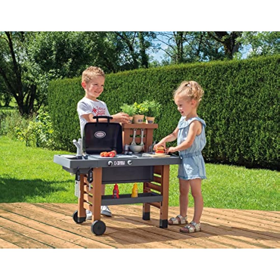 Smoby - GARDEN KITCHEN - INCLUDES 43 ACCESSORIES