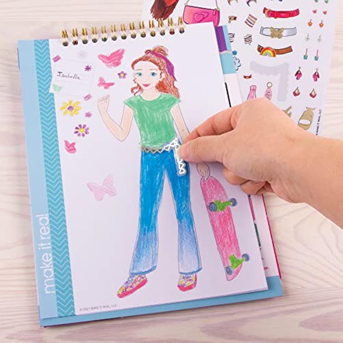 Make It Real Love and Daisy Inspired Fashion Design Sketchbook with Stencils and Stickers for Creativity - Kids Arts and Crafts Colouring Book - Girls Gifts