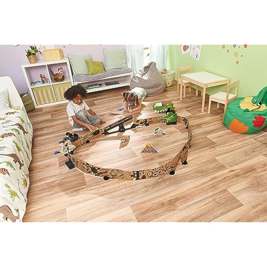 VTech Car-Board Racers Off-Roader & Track, Cardboard Race PlaySet with Stunt Jump for Kids, Off Road Car, Dinosaur Tunnel & Bridge, Vehicle Fun For Children Age 5, 6, 7 + Years, English Version