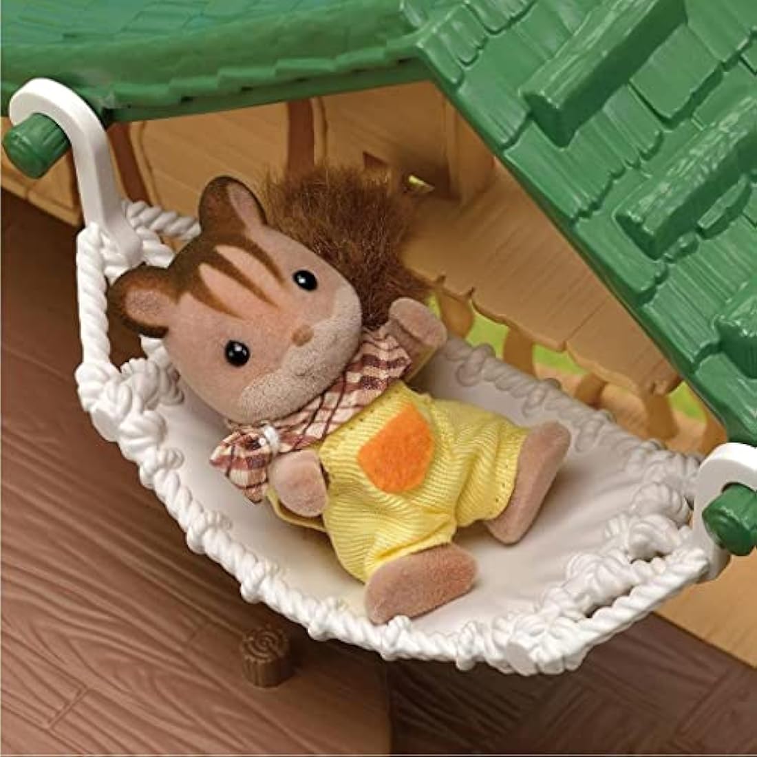 Sylvanian Families Lakeside Lodge - dollhouse playset 5451