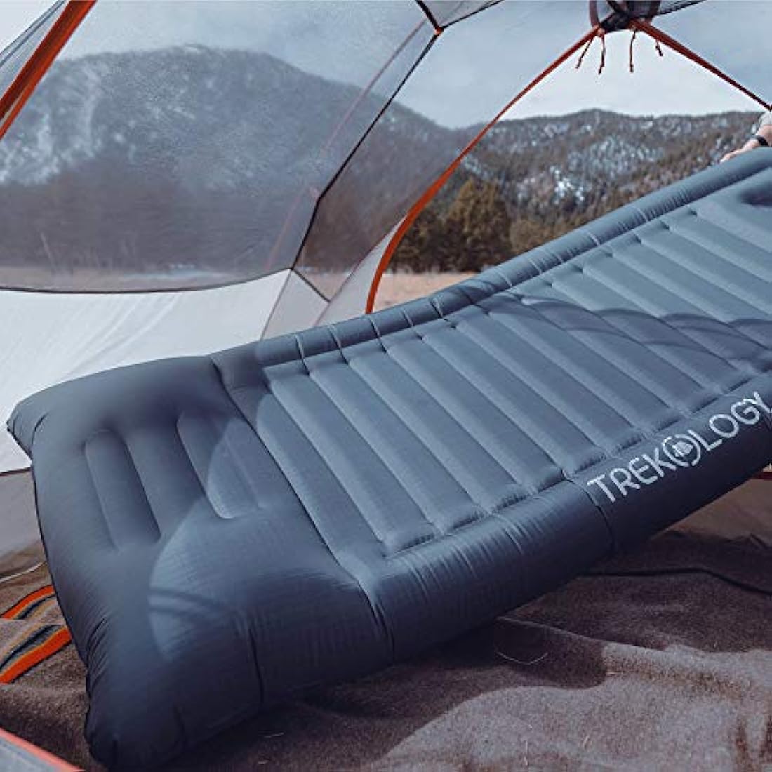 TREKOLOGY UL140 Inflatable Sleeping Pad with Built-in Foot Pump – Lightweight Camping Mat, Self-Inflating Sleeping Mattress for Hiking, Backpacking & Travel