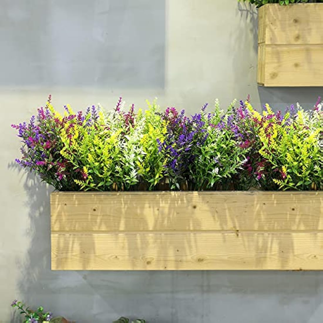 Xinnun 24 Bundles Flowers Outdoor Plants Fake Lavender Plant Artificial Greenery Decoration UV Resistant Plastic Faux Flowers for Home Garden Porch Courtyard Outdoor Indoor