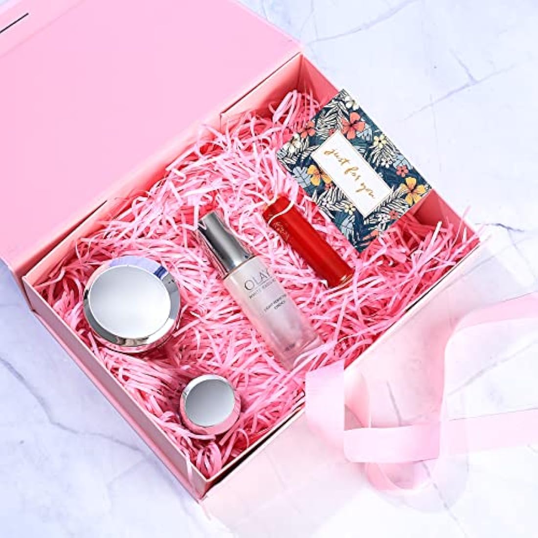 Christmas White Gift Box with Ribbon,Luxury Premium Magnetic Present Boxes with Lids,Large Rectangle Gift Packaging Decorative Box,Presentation Box for Present Gifts Birthdays,Shredded Paper,Cards