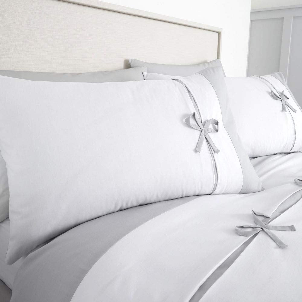 Catherine Lansfield Milo Bow Easy Care Super King Duvet Set White