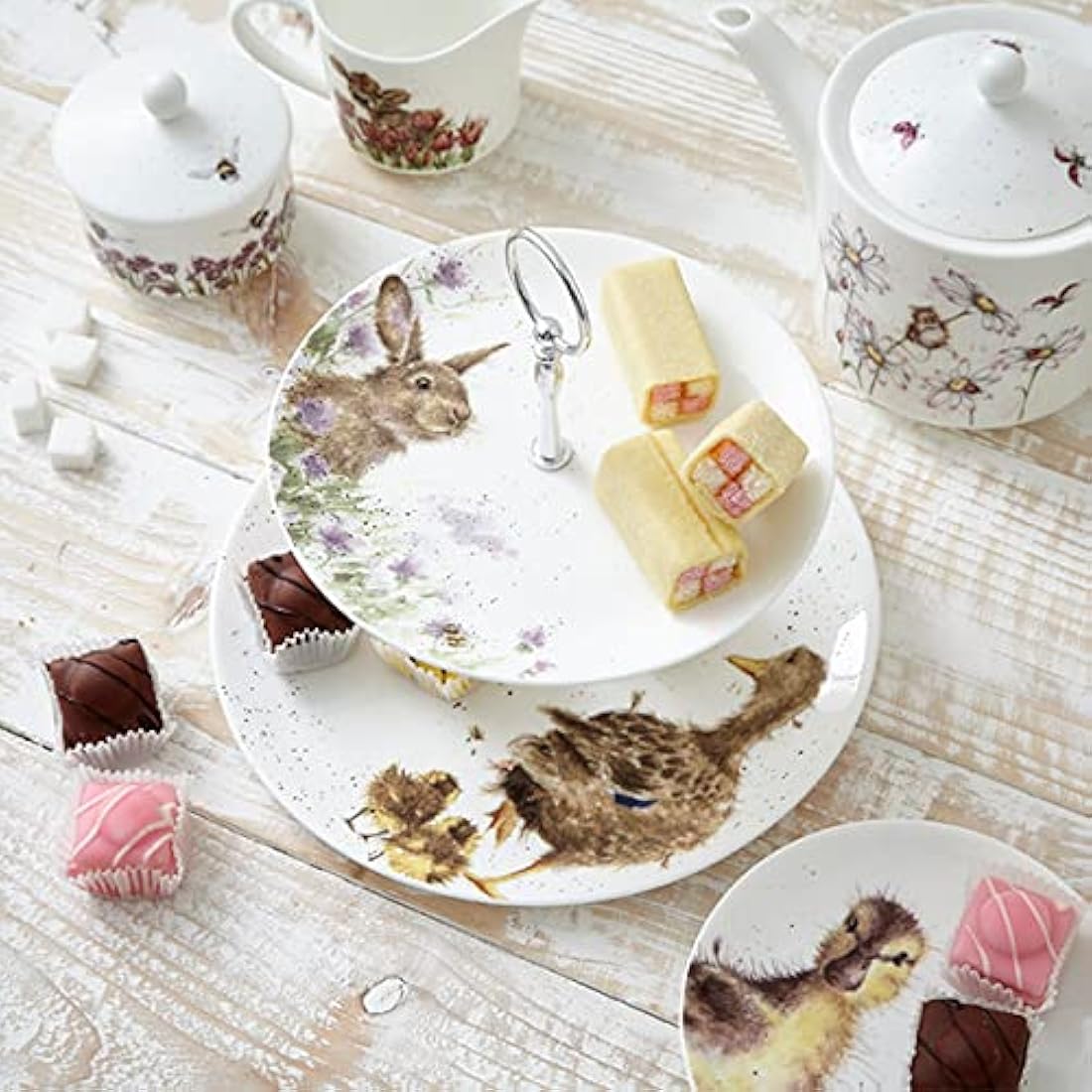 Portmeirion Home & Gifts Wrendale 2 Tiered Cake Stand, Multicolour (WN4375-XG)