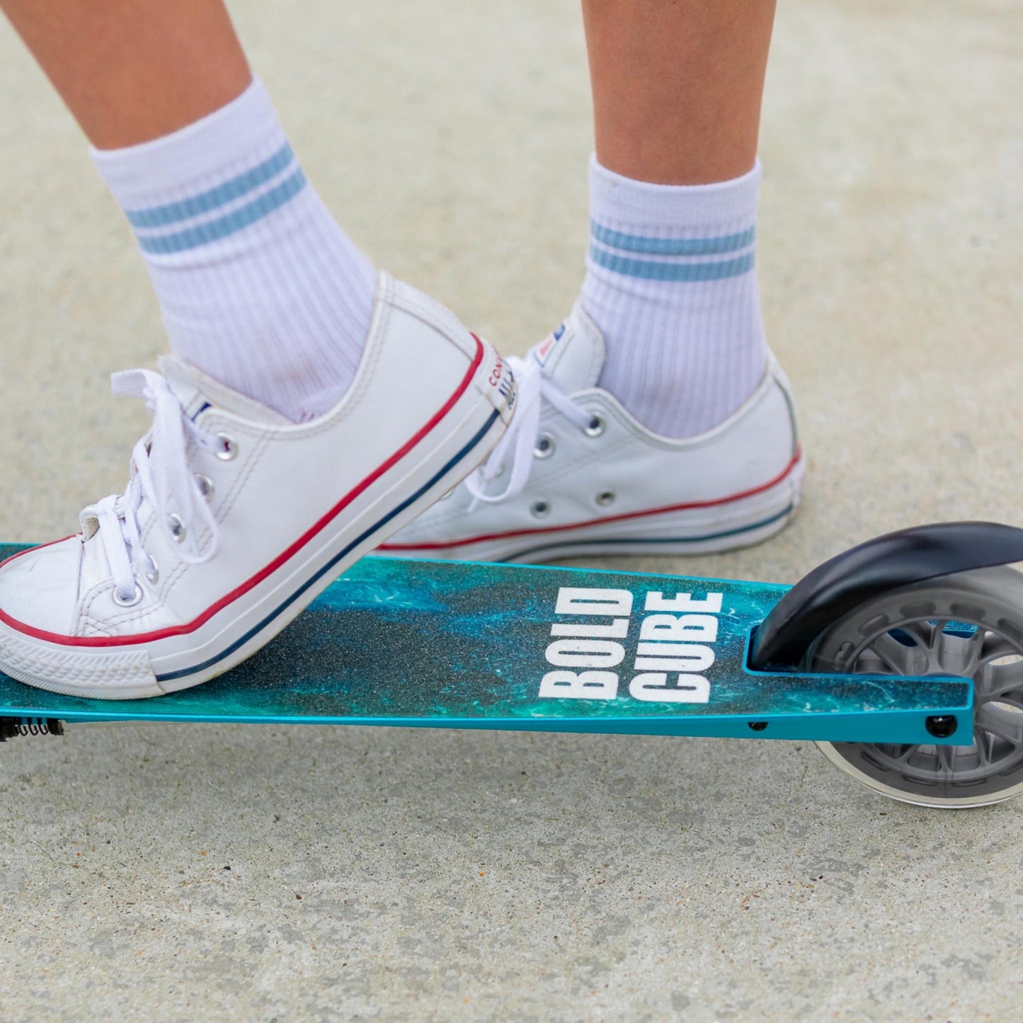 Turquoise - Deluxe 2 Wheel Scooter