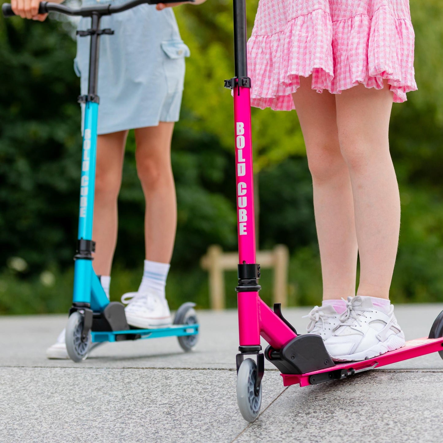 Fuchsia - Deluxe 2 Wheel Scooter
