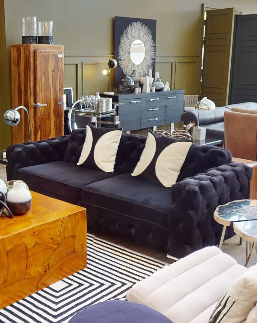 Chesterfield Sofa, Madina