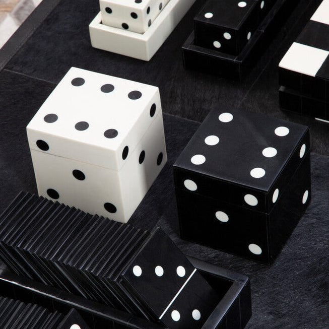 Churchill Games Black And White Dice Box With 5 Dice