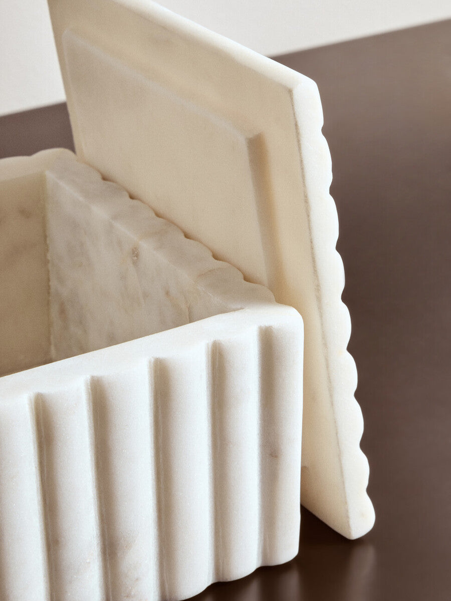 Square White Fluted Marble Box | Savio