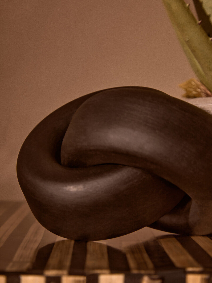 Cato Black Wood Large Knot Decor