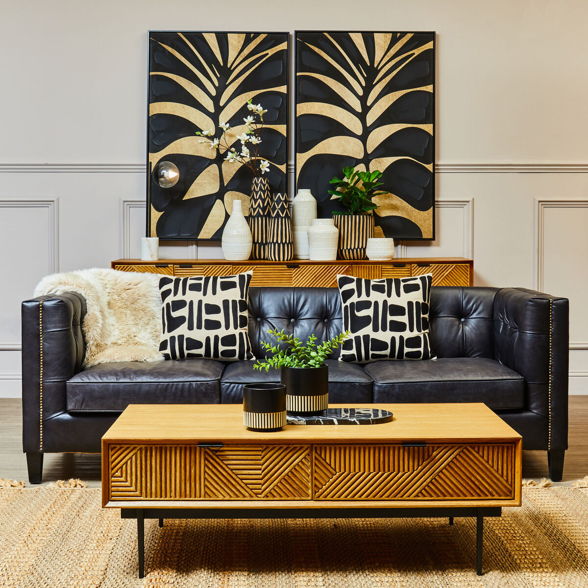 Astratto Canvas Black Leaf Design Wall Art