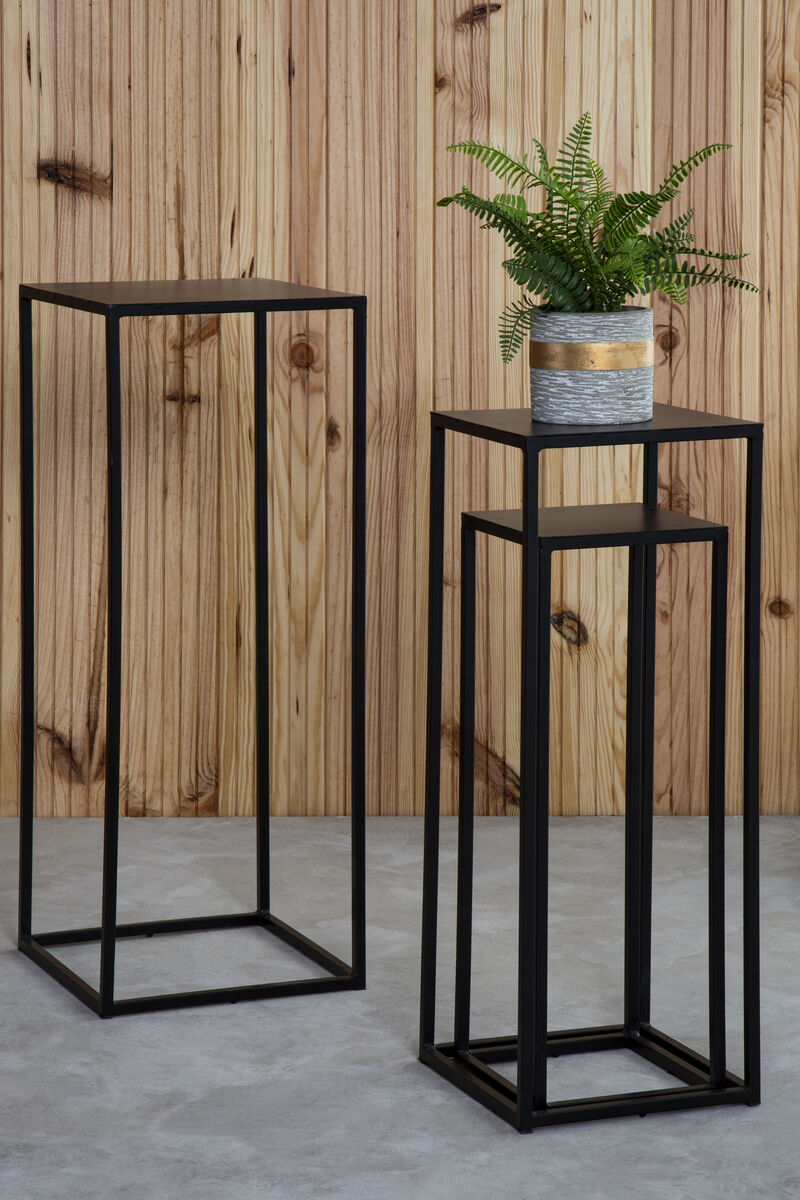Nest of 3 Black Side Tables with Metal Base and Black Tops, Mandoli
