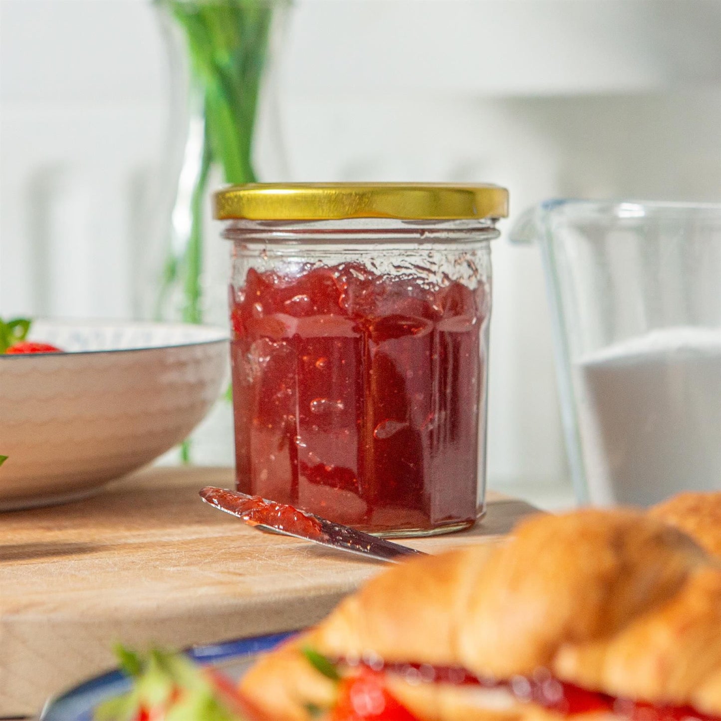 250ml Glass Jam Jars with Lids - Pack of 6