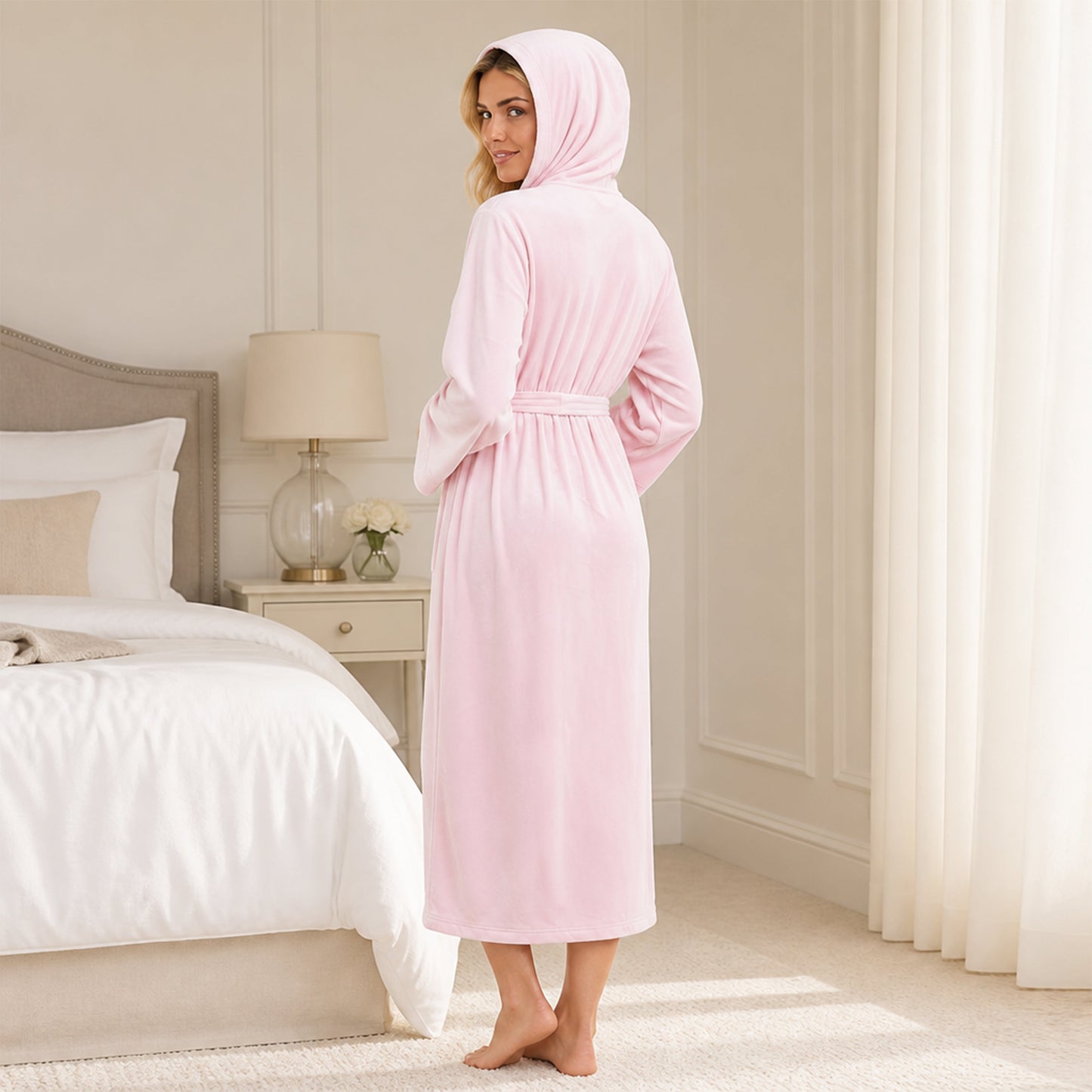 Daisy Dreamer Women's Hooded Velour Bathrobe Ultra Soft Luxurious Pink And Grey Cosy Super Soft Hotel-Style Robe