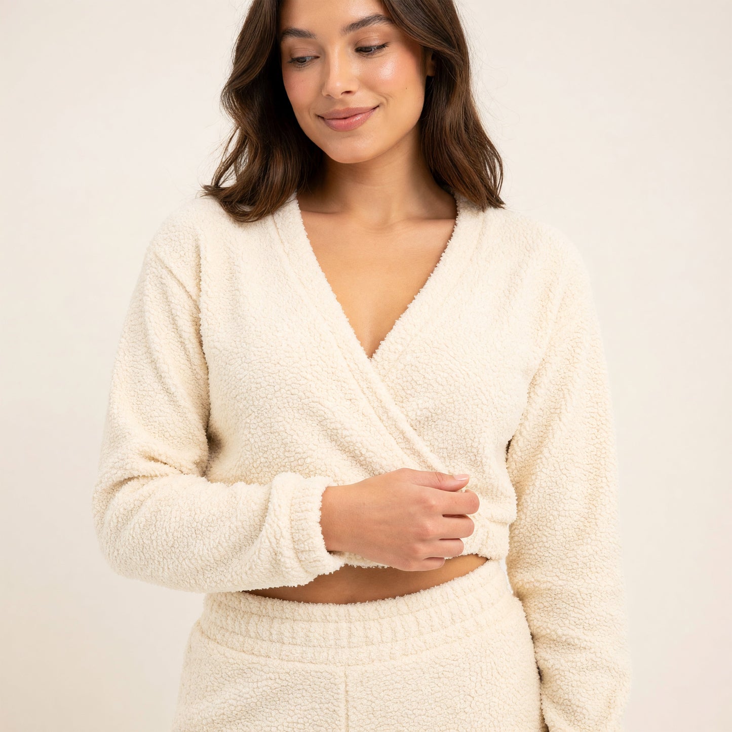 Daisy Dreamer Women's Teddy Fleece Loungewear Set With Long Sleeve Wrap Top And Stretch