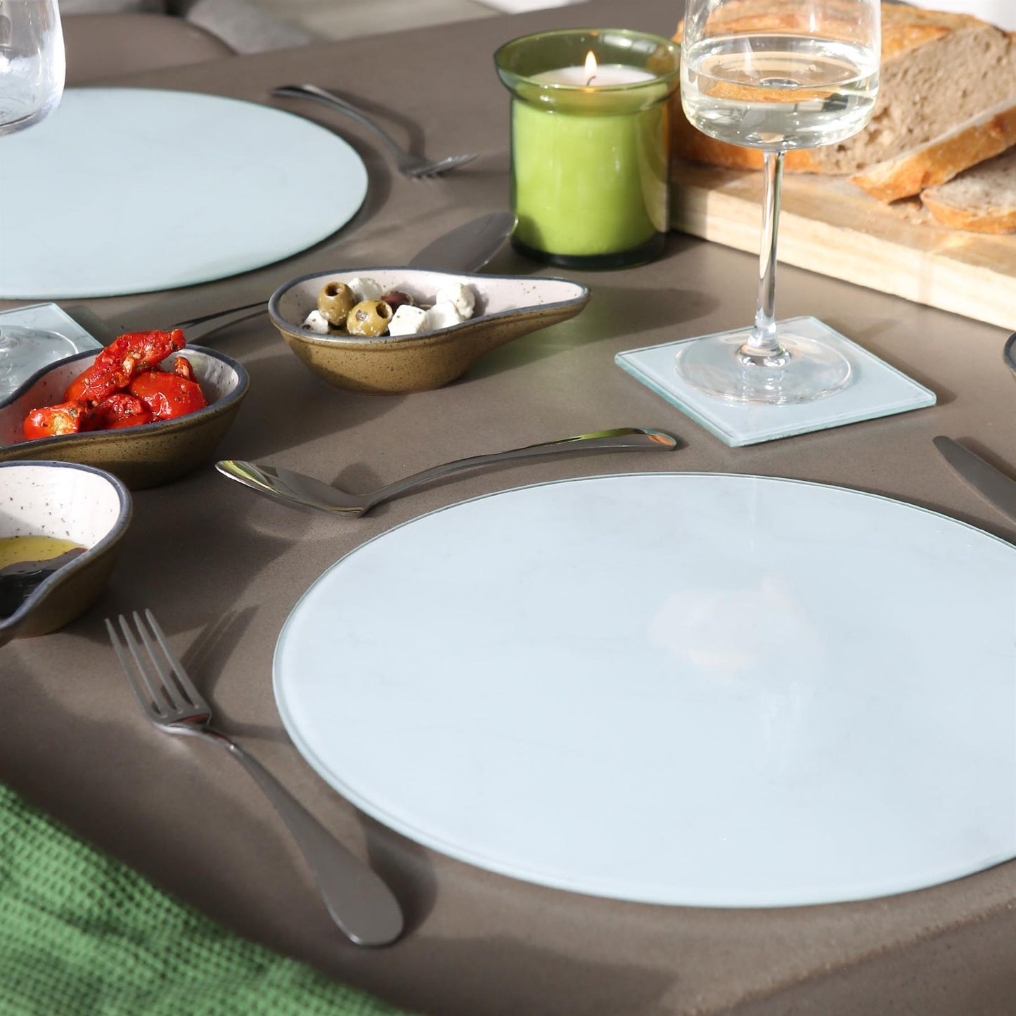 30cm Round Glass Chopping Board