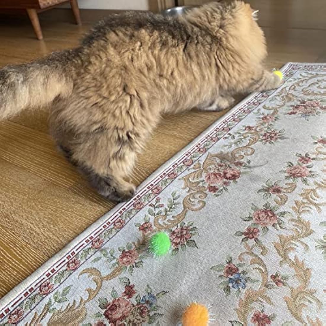 RIMOBUL 20PCS 1.5INCH Extra Large Cat's Favorite Chase Glitter Ball Toy Sparkle Pom Pom Balls