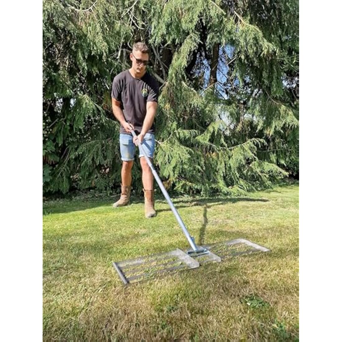 British Manufacturing Solutions 38" wide Stainless Steel Levelawn Lute: Premium levelling rake for top dressing, seeding, soil/sand. Luxury full-length heavy-duty aluminium handle. (38"wide)