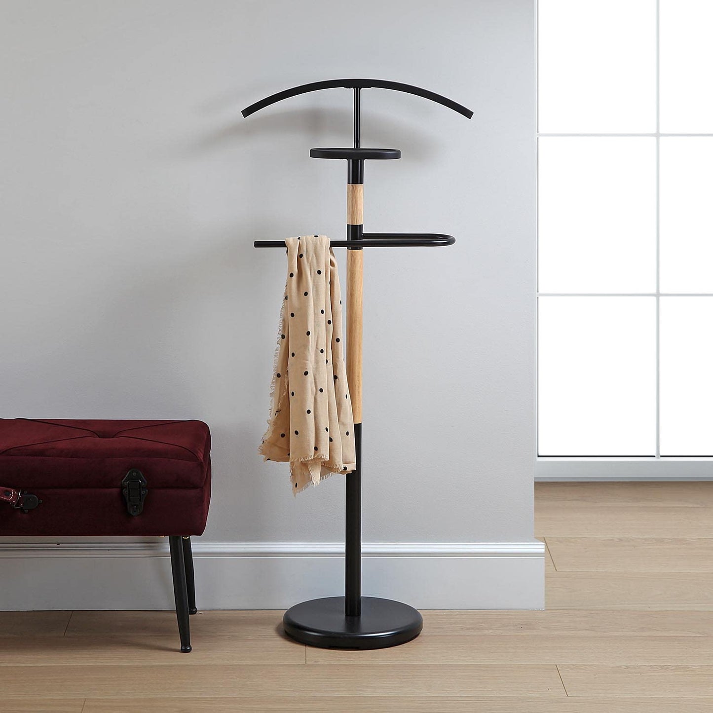 Versa Holstebro Valet stand Multifunctional with 2 Hangers or Hangers for Men's or Women's Clothes, Measurements (H x L x W) 112 x 28,8 x 46,5 cm