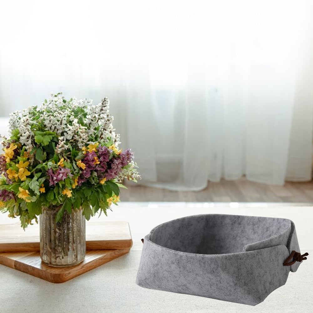 KOMUNJ Pack of 4 Foldable Small Storage Baskets, Felt Basket Storage Boxes, Foldable Felt Storage Baskets, for Remote Control, Keys, Snacks