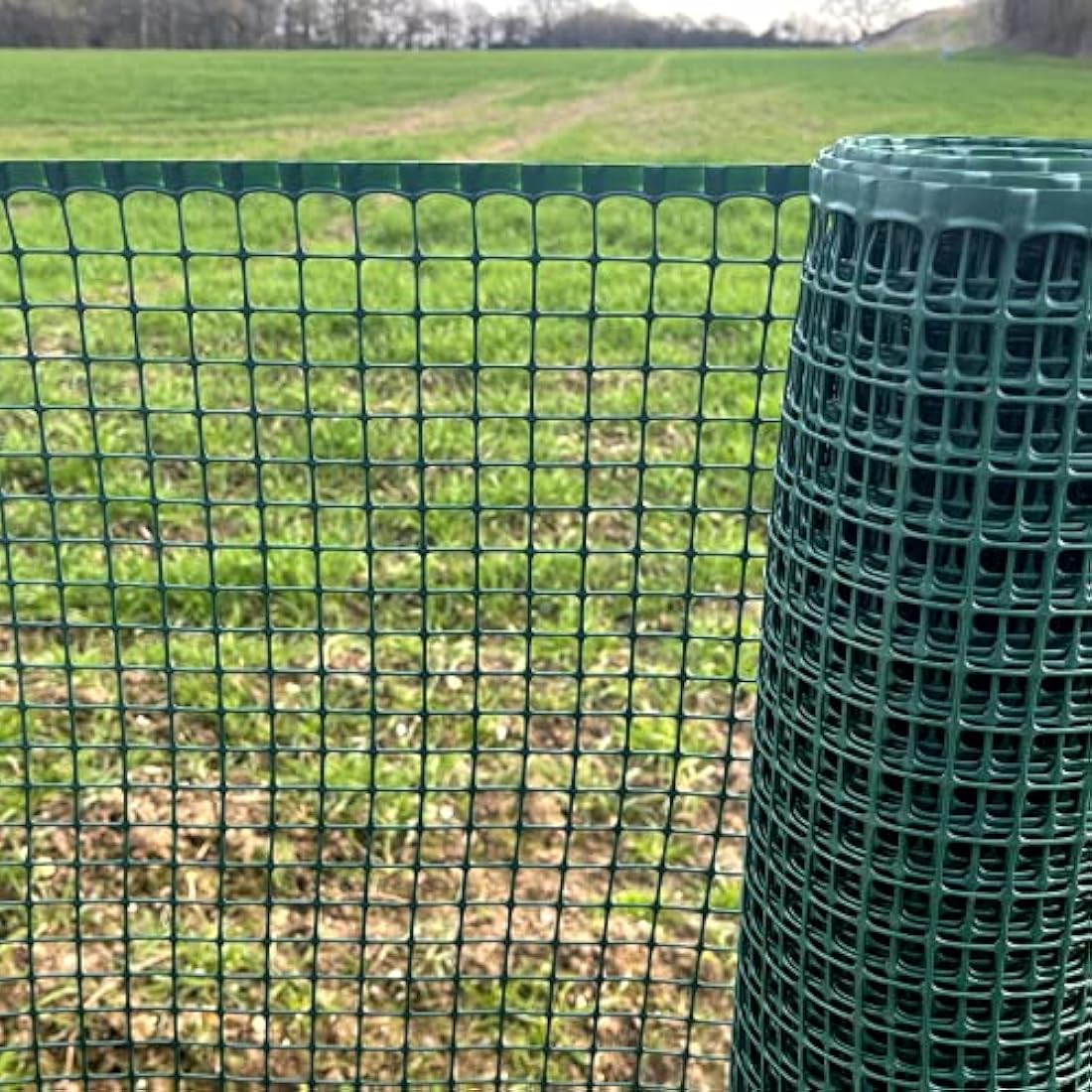 Plastic Mesh Fencing | 1m x 10m | 20mm Holes | Green | Netting For Garden Fences, Plant Support, Tree Guards, Reusable Plastic Mesh For Climbing Plants, Vegetables, Pets