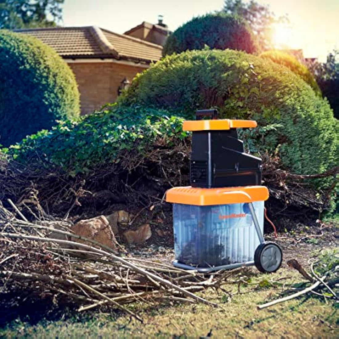 LawnMaster 2800W Quiet Garden Shredder Maximum diameter 42mm, 60 litre collection box, safety plunger with free safety glasses, 2 Year Guarantee