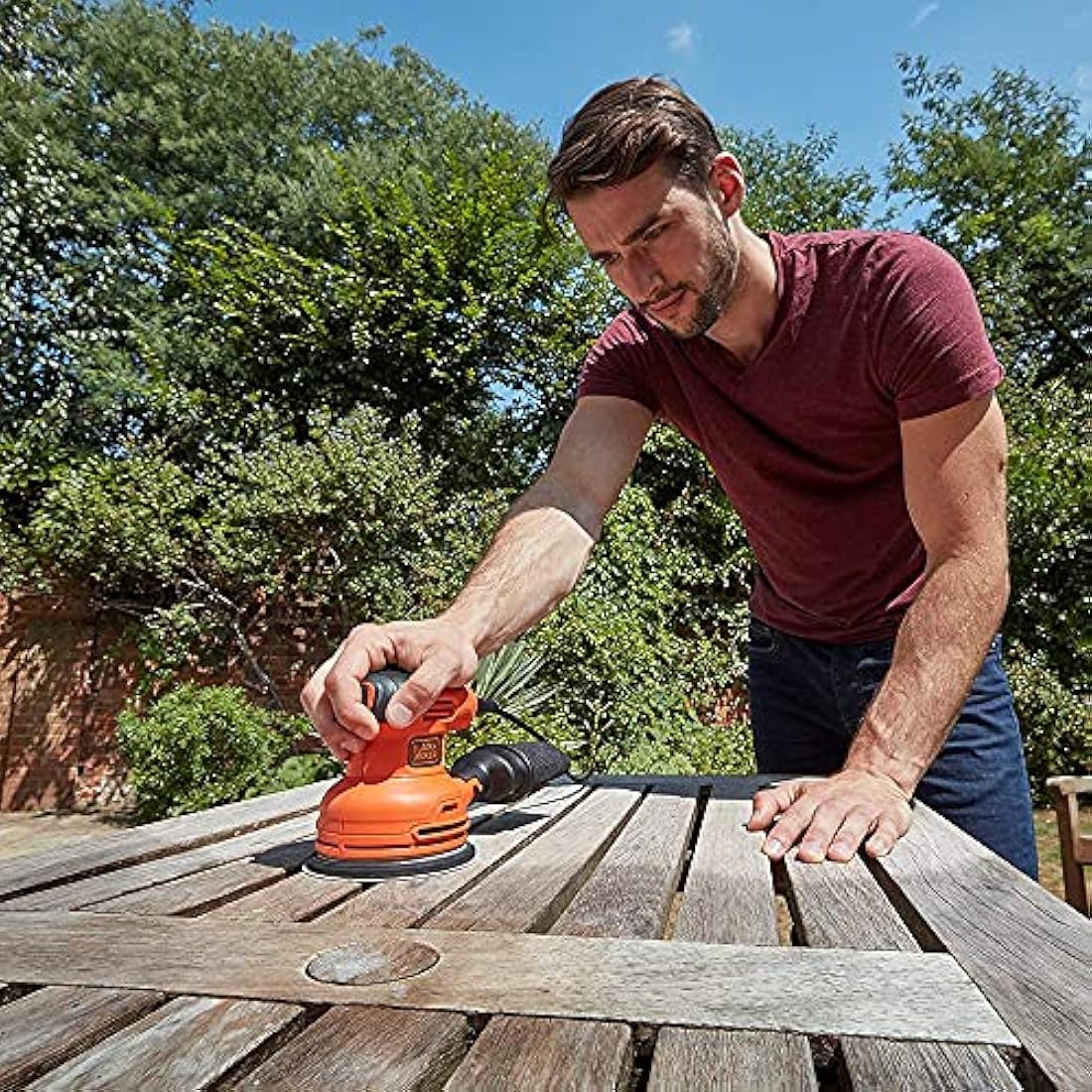 Black+Decker 230W Random Orbit Sander