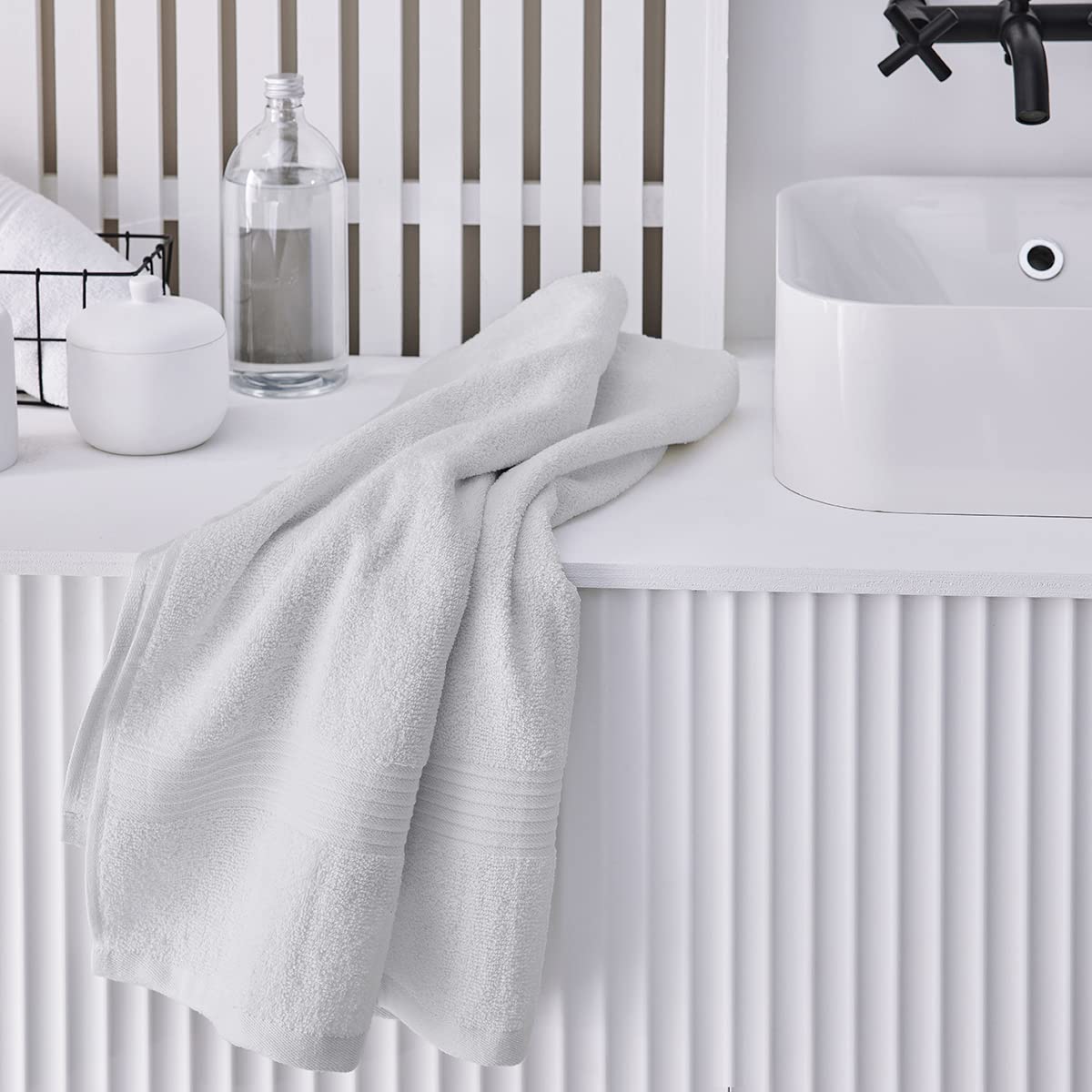 Today Essential Cotton Bath Towel 70 x 130 cm Chalk