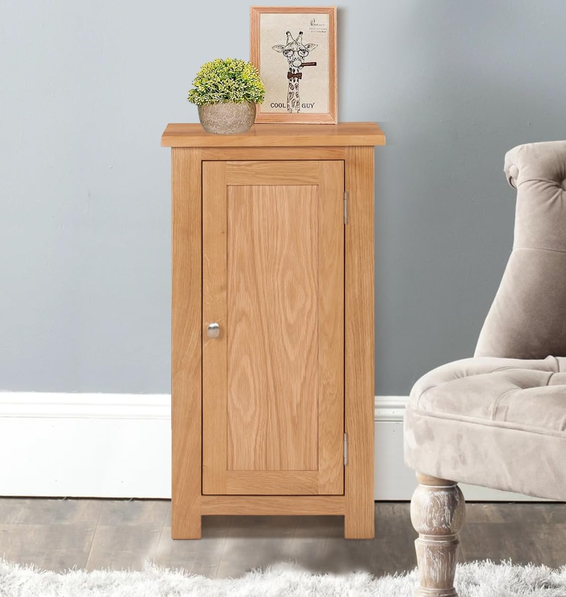 Hallowood Furniture Waverly Oak Small Cupboard with 2 Adjustable Shelves