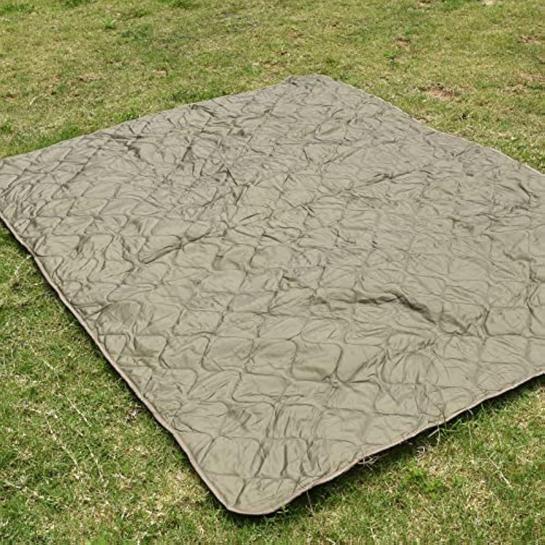 Tongcamo Poncho Liner Military Woobie Outdoor Camping Woobie Blanket for Travel, Beach, Grass, Picnic, Car Emergency, Outdoor, Survival