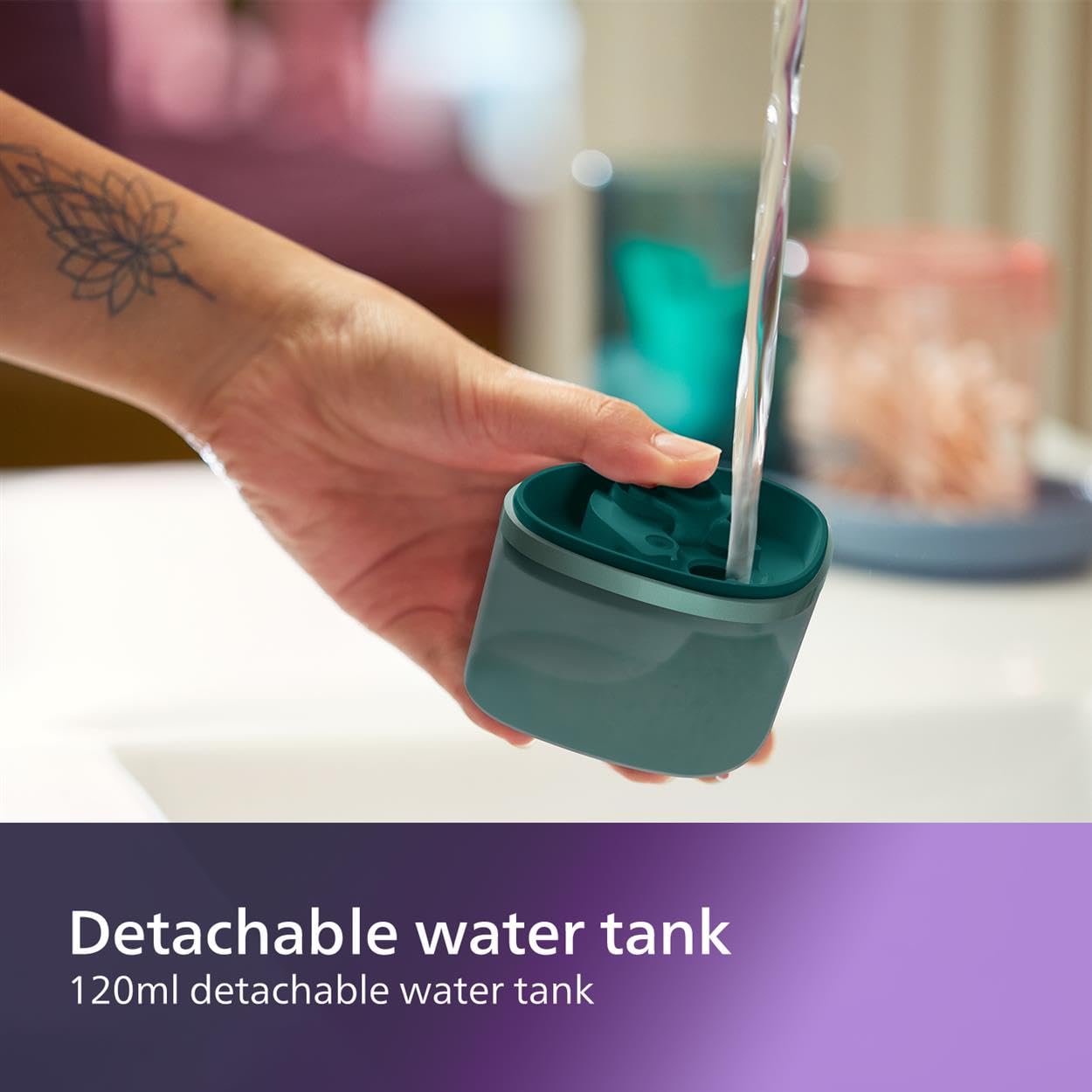 Philips 3000 Series Handheld Steamer - 1000W, 20 g/min Steam, Detachable 120ml Water Tank, Metal Soleplate, Heated Plate, Storage Pouch Included, 660