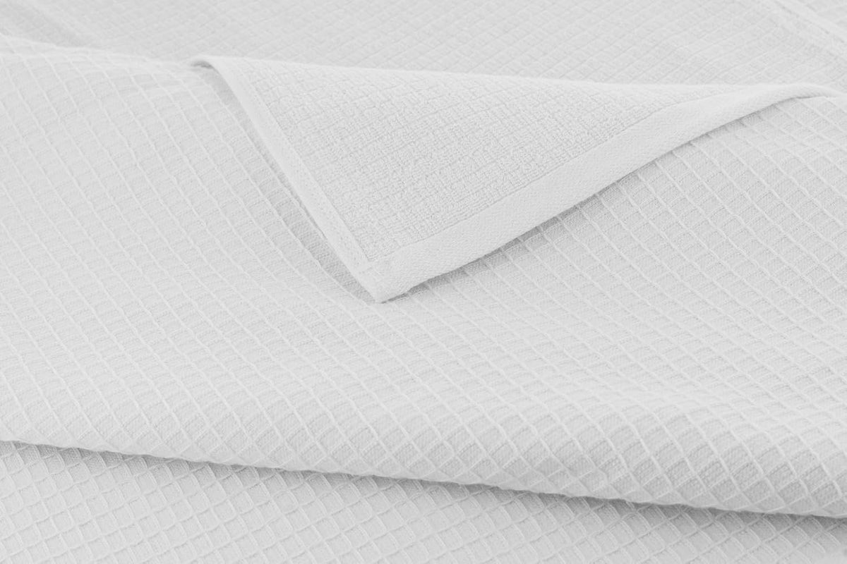 CASA COPENHAGEN Waffle 4-piece bath towel set – White, 70x140 cm, Egyptian cotton, designed in Denmark, for bathroom, kitchen & shower