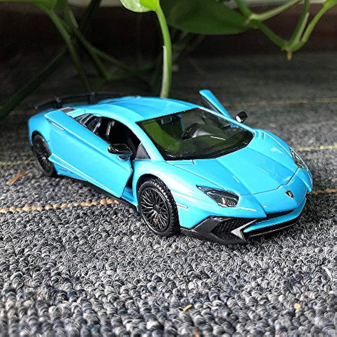 TGRCM-CZ 1/36 Scale Lamborghini Aventador LP700-4 Casting Model Car, Zinc Alloy Pull Back Vehicles Toy Car for Toddlers Kids Boys Girls Gift (Blue)