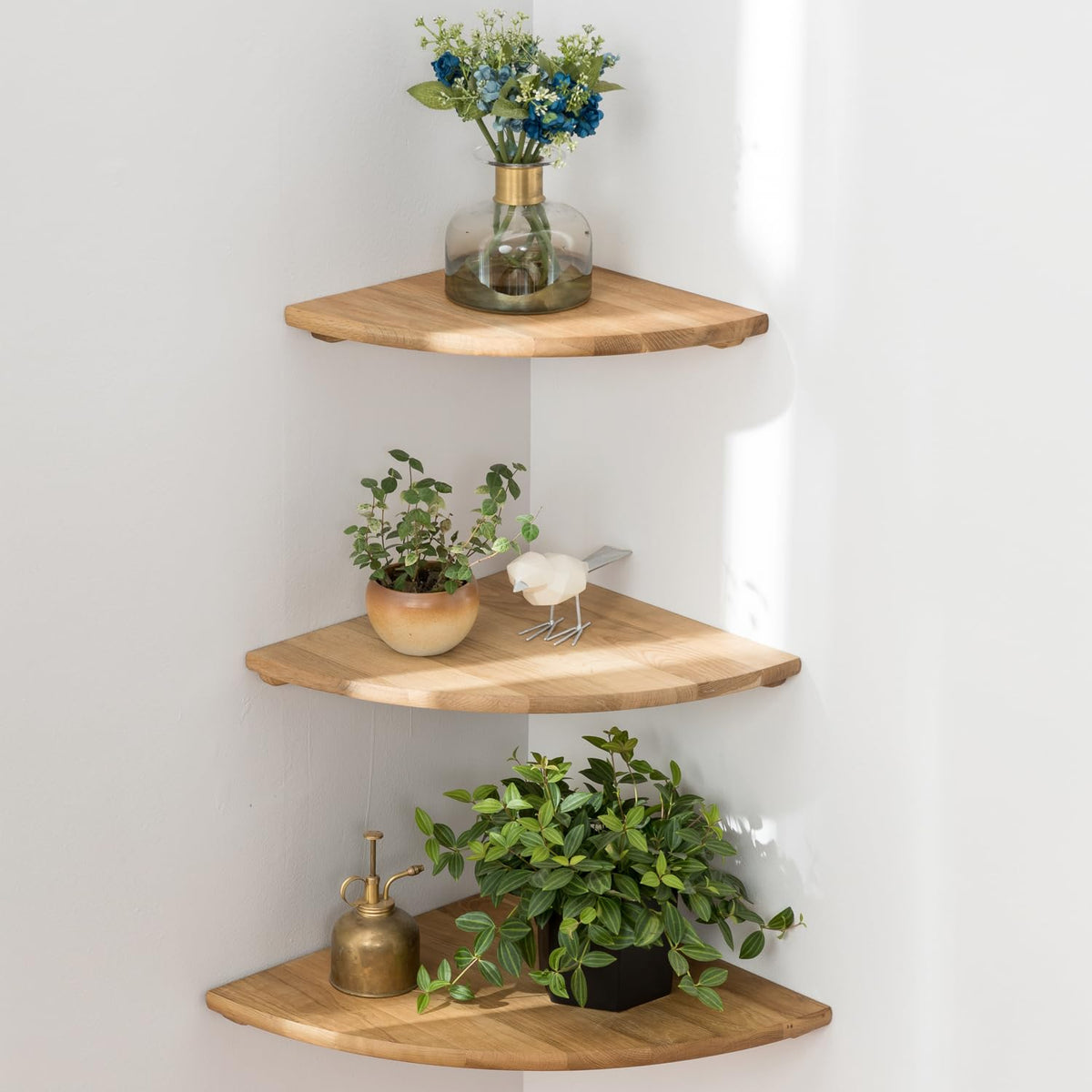 GIEANOO Natural Oak Corner Shelves Wall Mount, Set of 3 Oak Wood Floating Corner Wall Shelves Floating Speaker Small Corner Plant Stand for